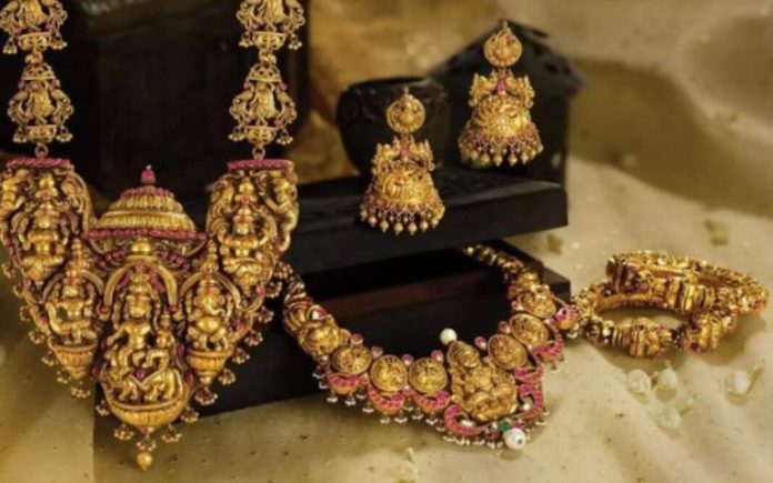 8 Precious Jewellery Diwali Gift Ideas For Women-ZeroKaata Studio